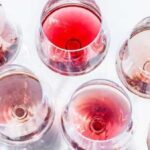 Розовое вино – идеальный алкоголь для теплого времени года