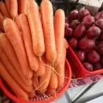 Незвичайний салат до новорічного столу: неодмінно збережіть рецепт