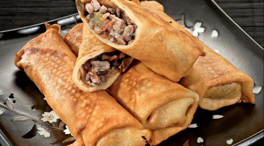 Весняні роли зі свининою та овочами: смачний і легкий рецепт з фото 1