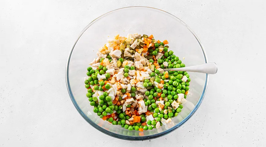 Олів'є з сиром: пікантний смак і легкість у кожній ложці 6