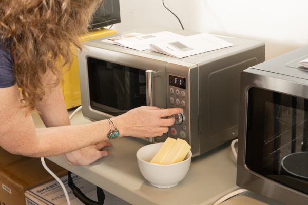 Огляд найкращих мікрохвильових печей: яку модель обрати 10