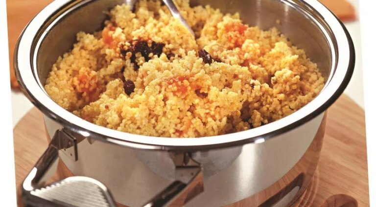 Золотиста пшоняна каша з гарбузом та сухофруктами: смак осені в кожній ложці 1