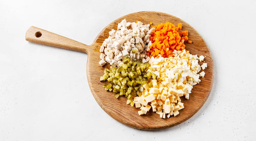 Олів'є з сиром: пікантний смак і легкість у кожній ложці 5