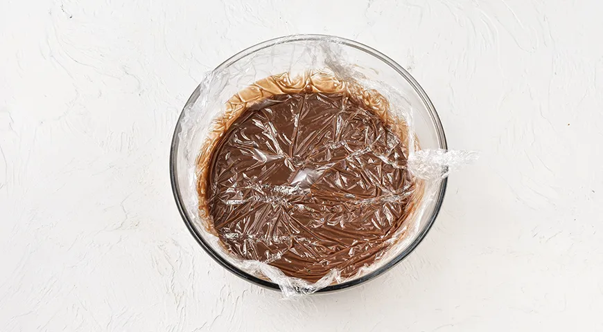 Шоколадний ганаш для торта: покроковий рецепт із фото 4