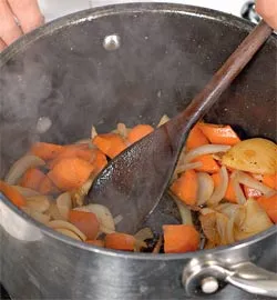 Яловичина по-бургундськи: покроковий рецепт з фото 5