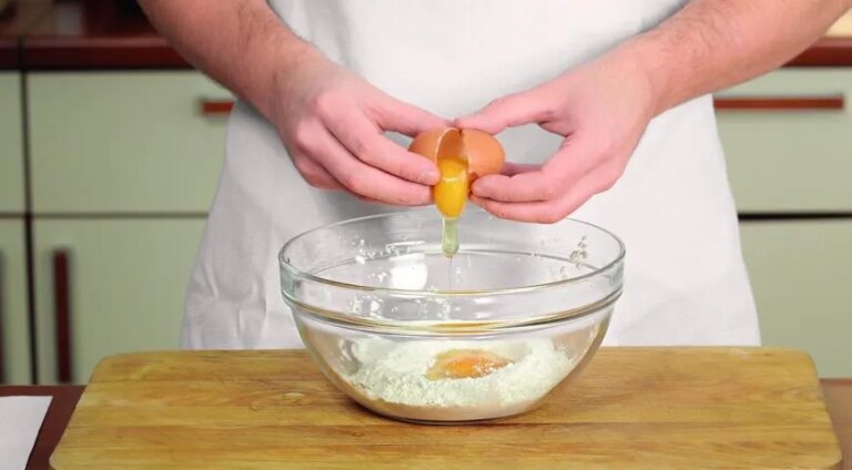 Ароматні млинці «Креп Сюзетт» з цитрусовою ноткою: покроковий рецепт із фото 3