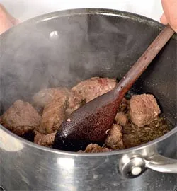 Яловичина по-бургундськи: покроковий рецепт з фото 4