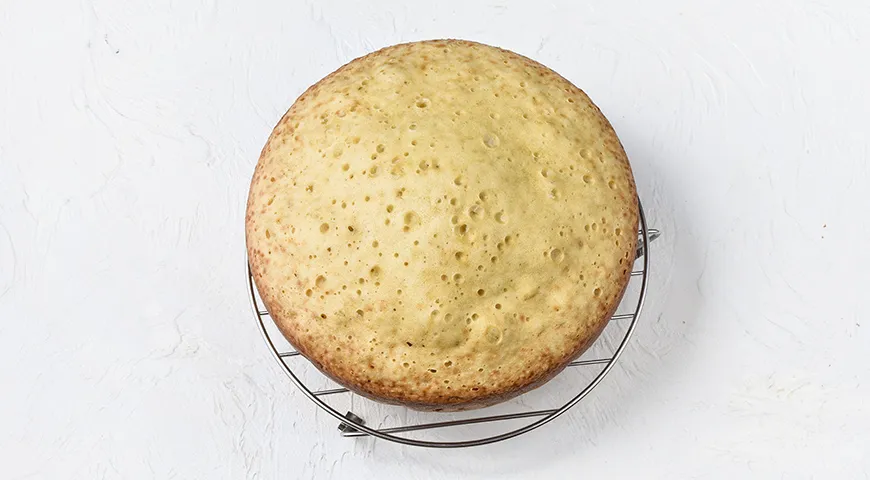 Ніжний сметанник з мультиварки: покроковий рецепт з фото 7