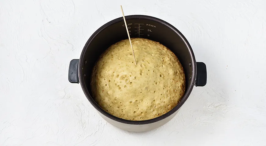 Ніжний сметанник з мультиварки: покроковий рецепт з фото 6