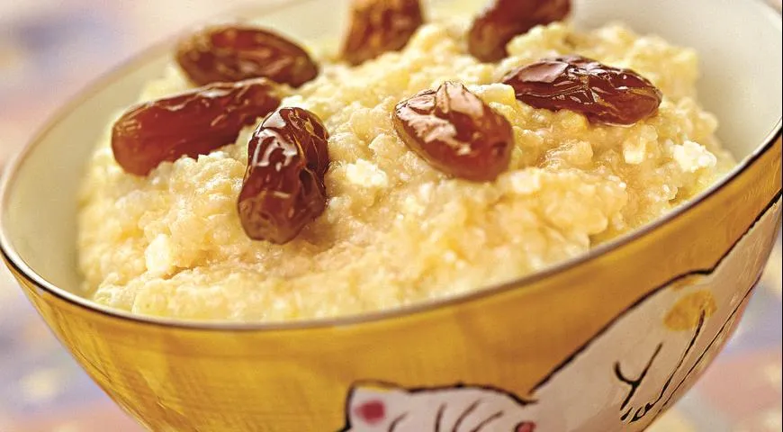 Ніжна пшоняна каша з сиром та родзинками: покроковий рецепт зі смаком дому 4