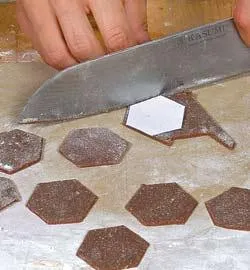 Торт "Футбольний м'яч": Смаколики для справжніх чемпіонів! 10 Торт "Футбольний м'яч": Смаколики для справжніх чемпіонів! 10