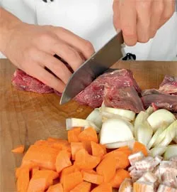 Яловичина по-бургундськи: покроковий рецепт з фото 2