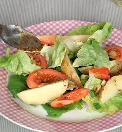 Традиційний український сирник з родзинками: простий рецепт 7