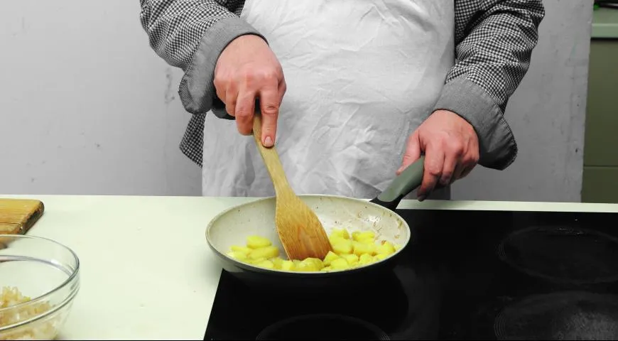 Пісні млинці з начинкою: покроковий рецепт з фото 5