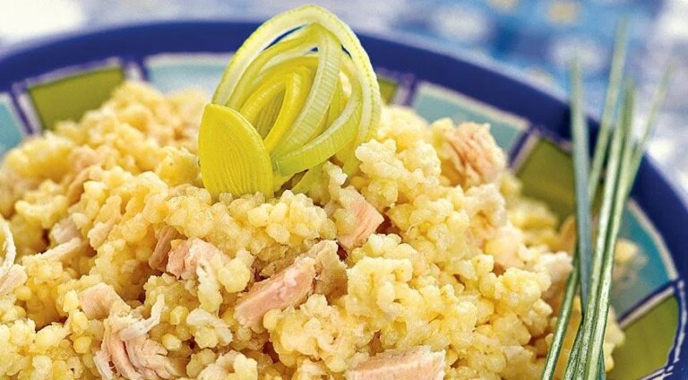 Ніжна пшоняна каша на курячому бульйоні: покроковий рецепт із фото 23