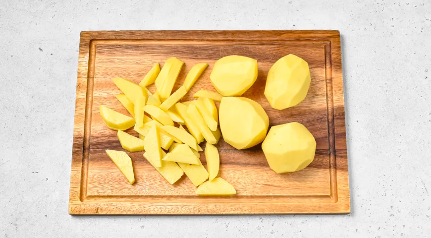 Смажена картопля з беконом та яйцем: покроковий рецепт з фото 1