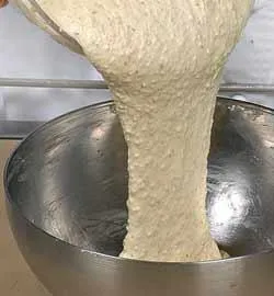 Торт "Футбольний м'яч": Смаколики для справжніх чемпіонів! 4 Торт "Футбольний м'яч": Смаколики для справжніх чемпіонів! 4