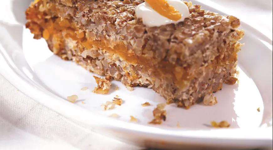 Гречаник: ніжні сирні млинці з фото та підрахунком калорій