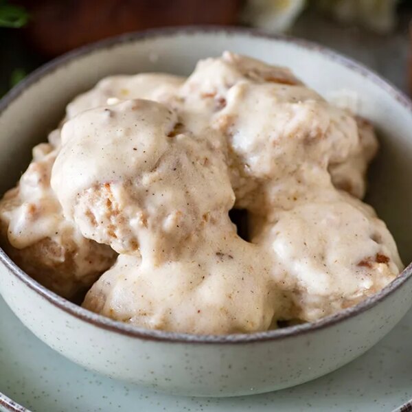 Головна 80 Ніжні тефтельки в сметанному соусі: покроковий рецепт для вашої мультиварки