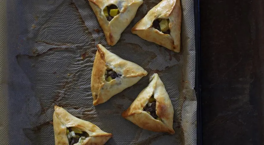 Соковиті ечпочмаки з бараниною: ароматний смак Татарстану за простим рецептом 1