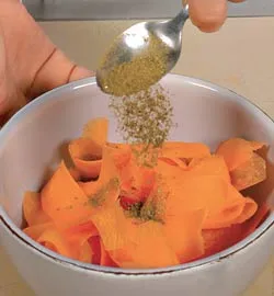 Апетитний салат з морської капусти: покроковий рецепт з фото 2