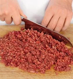 Пряний чилі кон карне з яловичиною: класичний рецепт зігріє душу 2