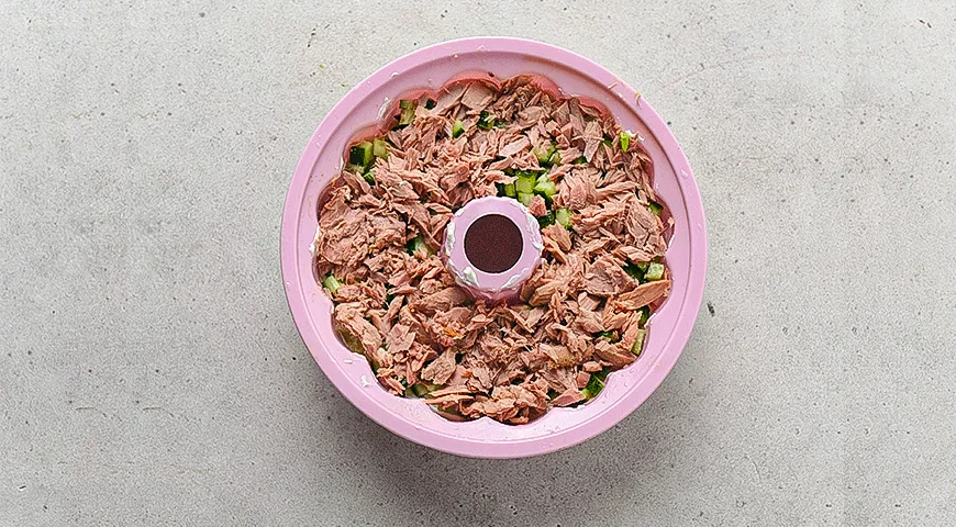 Суші-торт з тунцем: вишукана страва вдома, покроковий рецепт із фото 5