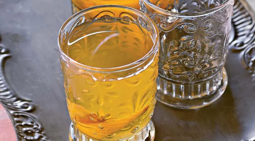 Ароматний компот із айви та герані: покроковий рецепт з фото 1