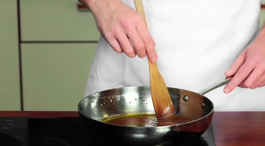 Ароматні млинці «Креп Сюзетт» з цитрусовою ноткою: покроковий рецепт із фото 4