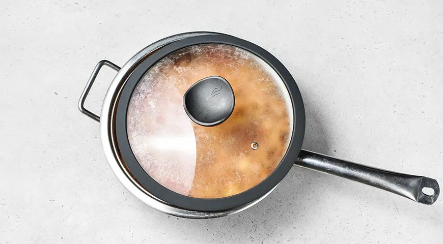 Тушкована капуста з картоплею: смачний та поживний рецепт на кожен день 9