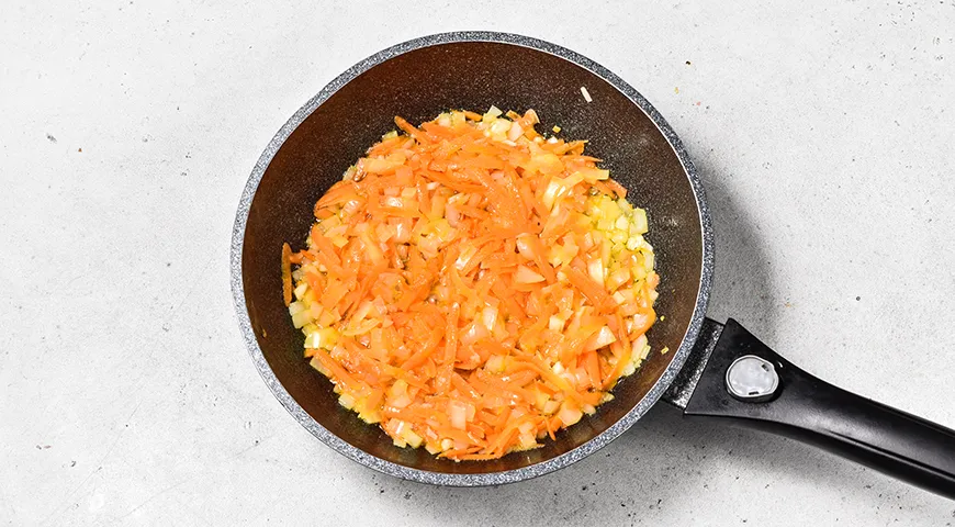 Соковитий пшоняний суп з яєчною павутинкою: покроковий рецепт з фото 6