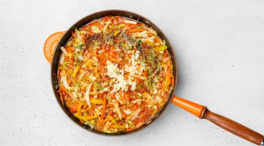 Тушкована пекінська капуста: ніжний рецепт з фотографіями для легкого обіду 7