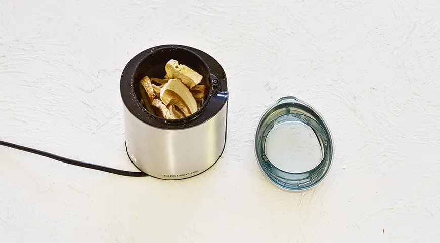 Ароматний крем-суп з білих грибів: покроковий рецепт із фото 6