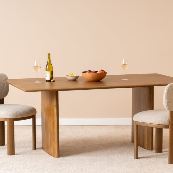 Найкращі обідні столи: огляд, поради та рекомендації