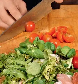 Соковитий салат з пармською шинкою та апельсинами: покроковий рецепт із фото 2