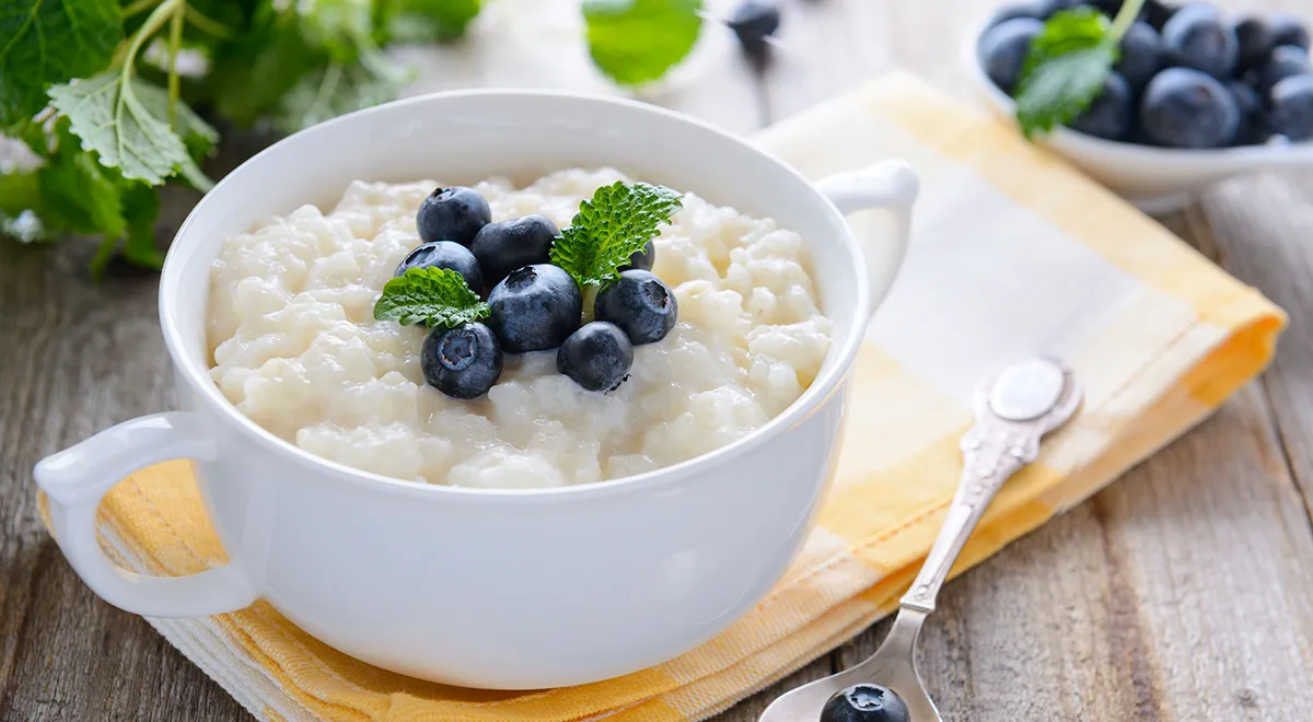 Ніжна молочна рисова каша в мультиварці: покроковий рецепт зі смаком дитинства 1