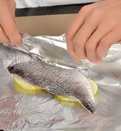 Морський окунь із освіжаючим м'ятним соусом: покроковий рецепт з фото 2