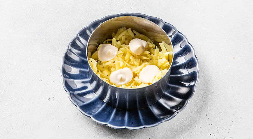 Хрусткі горіхові сети під шубою: покроковий рецепт з фото 5