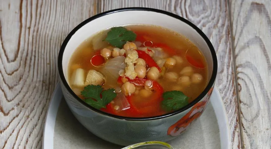 Головна 46 Ароматний овочевий суп із квасолі: покроковий рецепт із фото