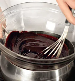 Млинці на молоці з яблуками: ніжний десерт за крок до насолоди 7