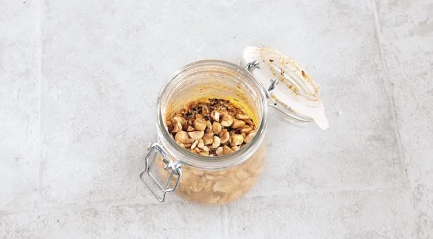 Ніжний крем-суп з солодкої картоплі та сочевиці: покроковий рецепт з фото 4 Ніжний крем-суп з солодкої картоплі та сочевиці: покроковий рецепт з фото 4