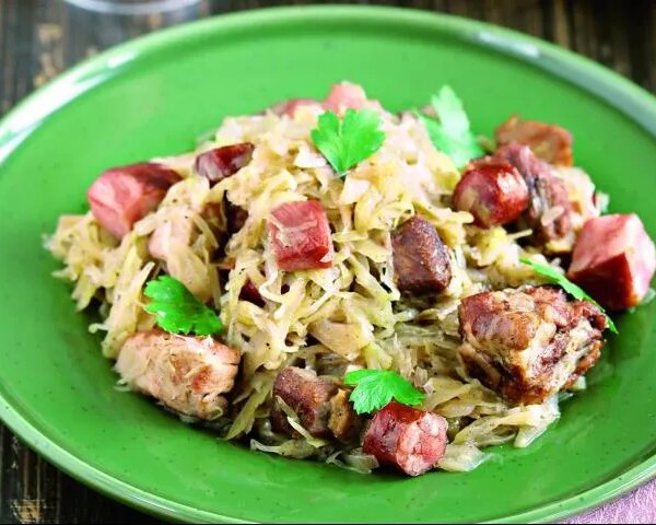 Головна 78 Квашена капуста “Шукрут”: покроковий рецепт із фото