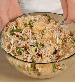 Теплий салат з рисом: ароматний рецепт з покроковими фото 6