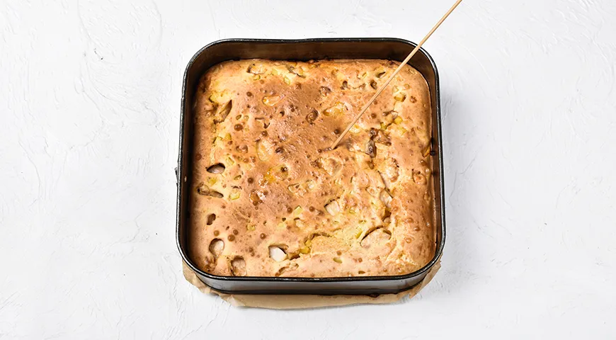 Соковитий заливний пиріг з куркою та картоплею на кефірі: легкий рецепт для будь-якого столу 7 Соковитий заливний пиріг з куркою та картоплею на кефірі: легкий рецепт для будь-якого столу 7