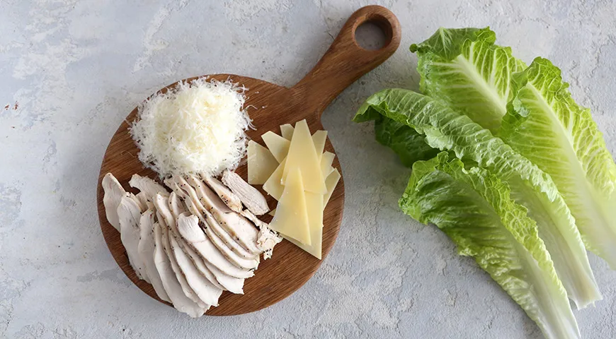 Класичний Цезар з куркою: рецепт, що тане в роті, з детальними фото і підрахунком калорій 6