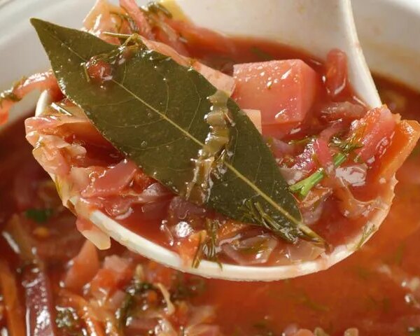 Головна 81 Український борщ з кислинкою мочених яблук: покроковий рецепт з фото