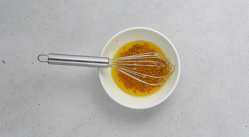 Ніжний салат з бураттою, стиглою хурмою та солоним хамоном: легка насолода з фото 3 Ніжний салат з бураттою, стиглою хурмою та солоним хамоном: легка насолода з фото 3