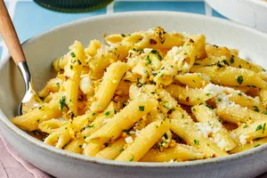 Лайфхак: як швидко позбутися запаху часнику 2