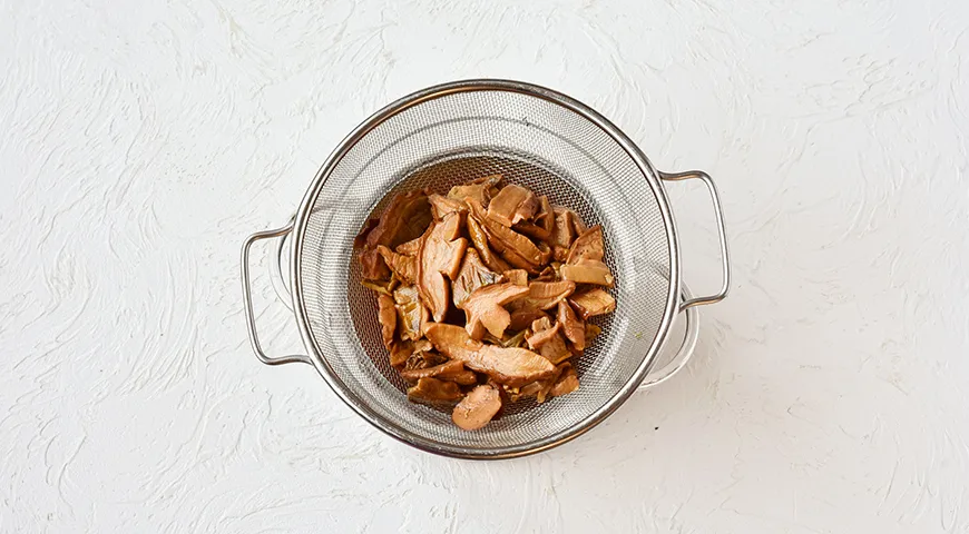 Ідеальний грибний бульйон: покроковий рецепт з фото (лише 17 ккал) 4