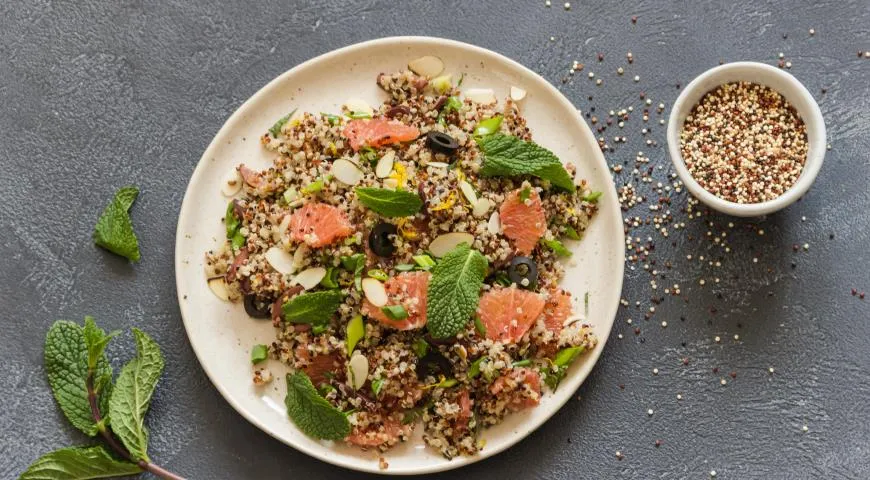 Салат з кіноа та червоних апельсинів: соковитий рецепт з фото 1